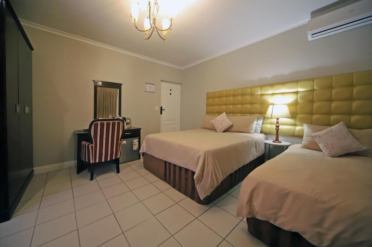 Savoy Lodge Cape Town Bilik gambar